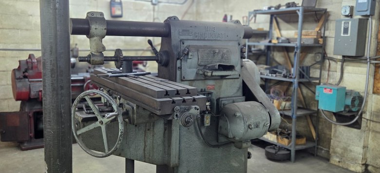 C.C. Ironworks Horizontal Mill — 16 in.